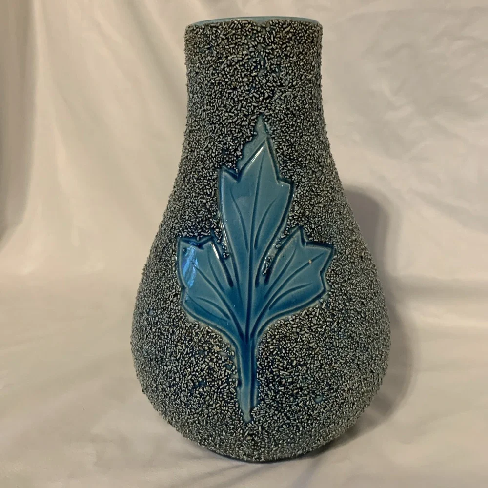 Sand Glaze Turquoise Majolica Style Vase‎ Beautiful 6.5